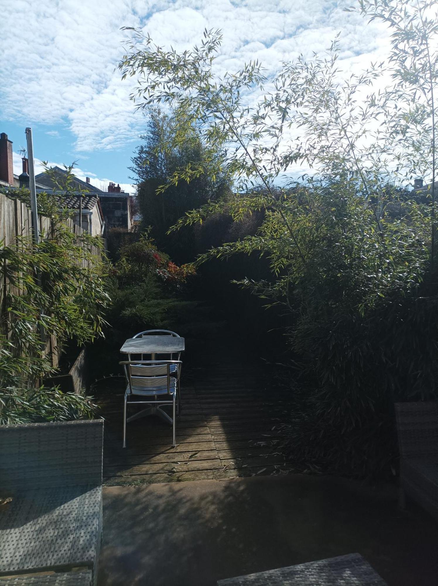 Villa Maison spacieuse avec Jardin et Garage à Bordeaux Extérieur photo